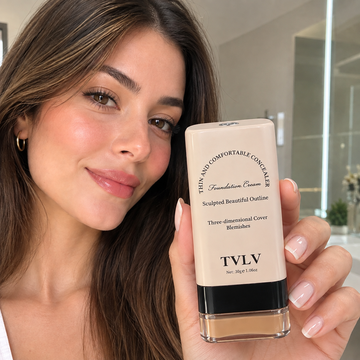 Base Correctora TVLV 3 en 1 | Cobertura Total y Acabado Natural